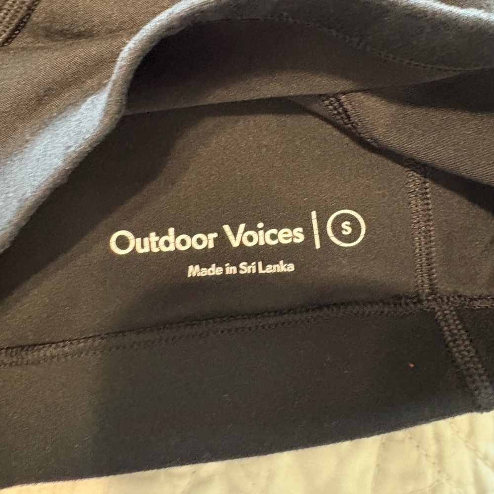 Outdoor Voices Flow Crop Top - Picture 2 of 5